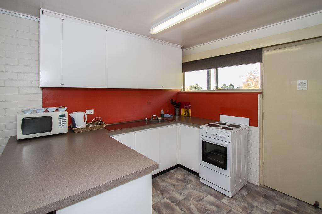 Blayney Leumeah Motel Экстерьер фото